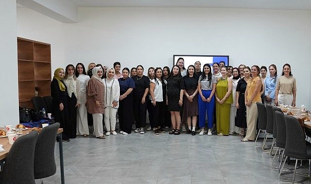 Ailelere Yönelik "Ergenlik Dönemini Anlamak" Semineri Düzenlendi