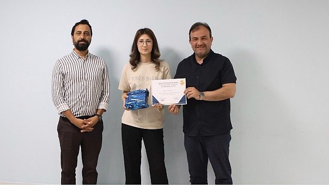 Beyaz Kalpler'de mezuniyet heyecanı