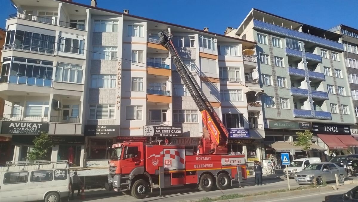 Boyabat'ta yalnız yaşayan yaşlı kadın evinde ölü bulundu