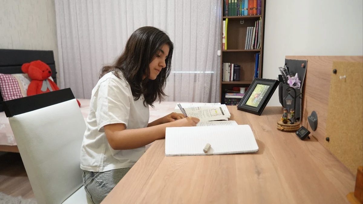 LGS şampiyonu Zeynep, başarının formülünü paylaştı