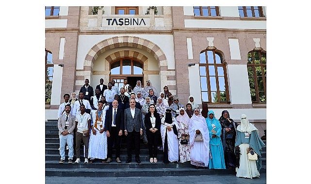 Moritanya Nuakşot Üniversitesi Türk Dili ve Edebiyatı Öğrencileri Başkan Altay'ı Ziyaret Etti