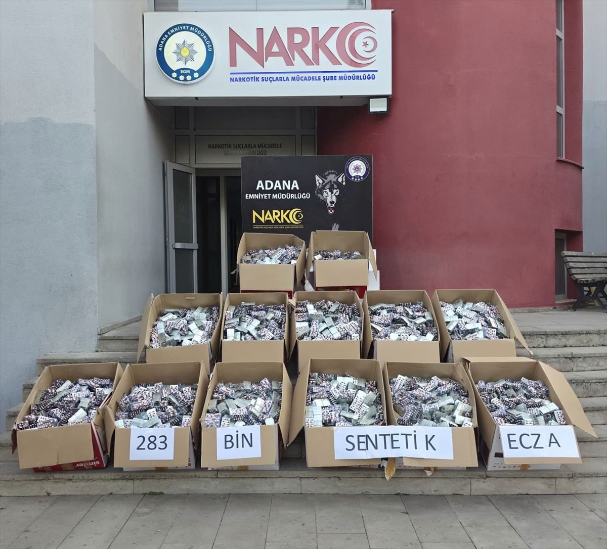 Adana'da 283 Bin Sentetik Ecza Ele Geçirildi, 1 Tutuklama