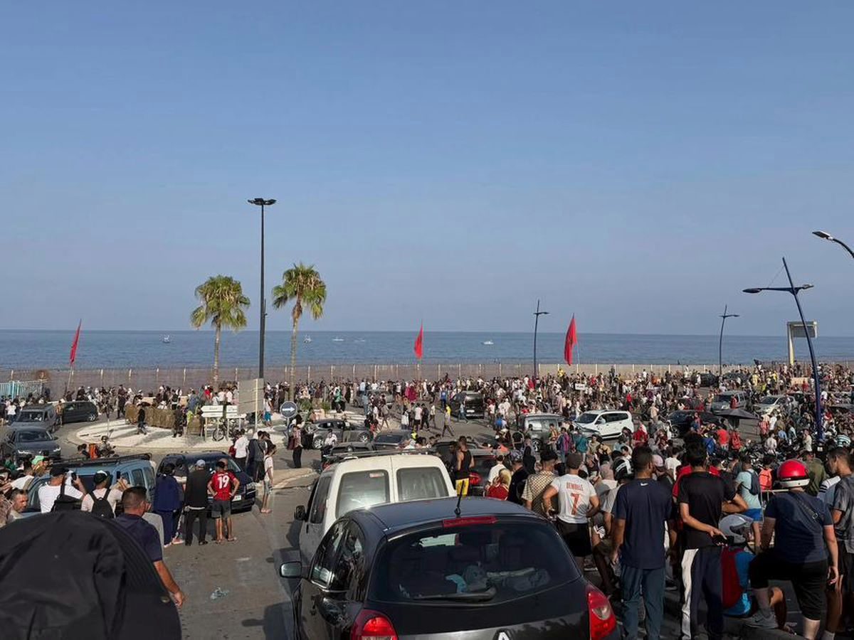 İspanya, Sebte'ye Göç Akınına Karşı Deniz Bariyeri Kurdu