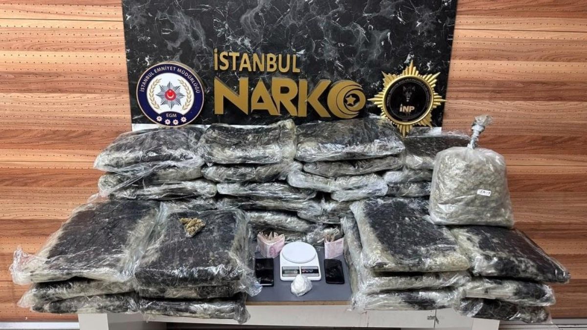 İstanbul'da taksiyle uyuşturucu sevkiyatına operasyon