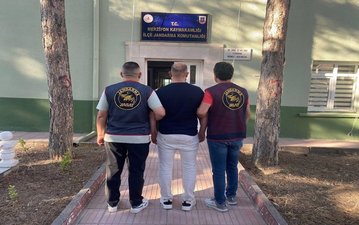 JASAT, Kırmızı Bültenle Aranan Zanlıyı Merzifon'da Yakaladı