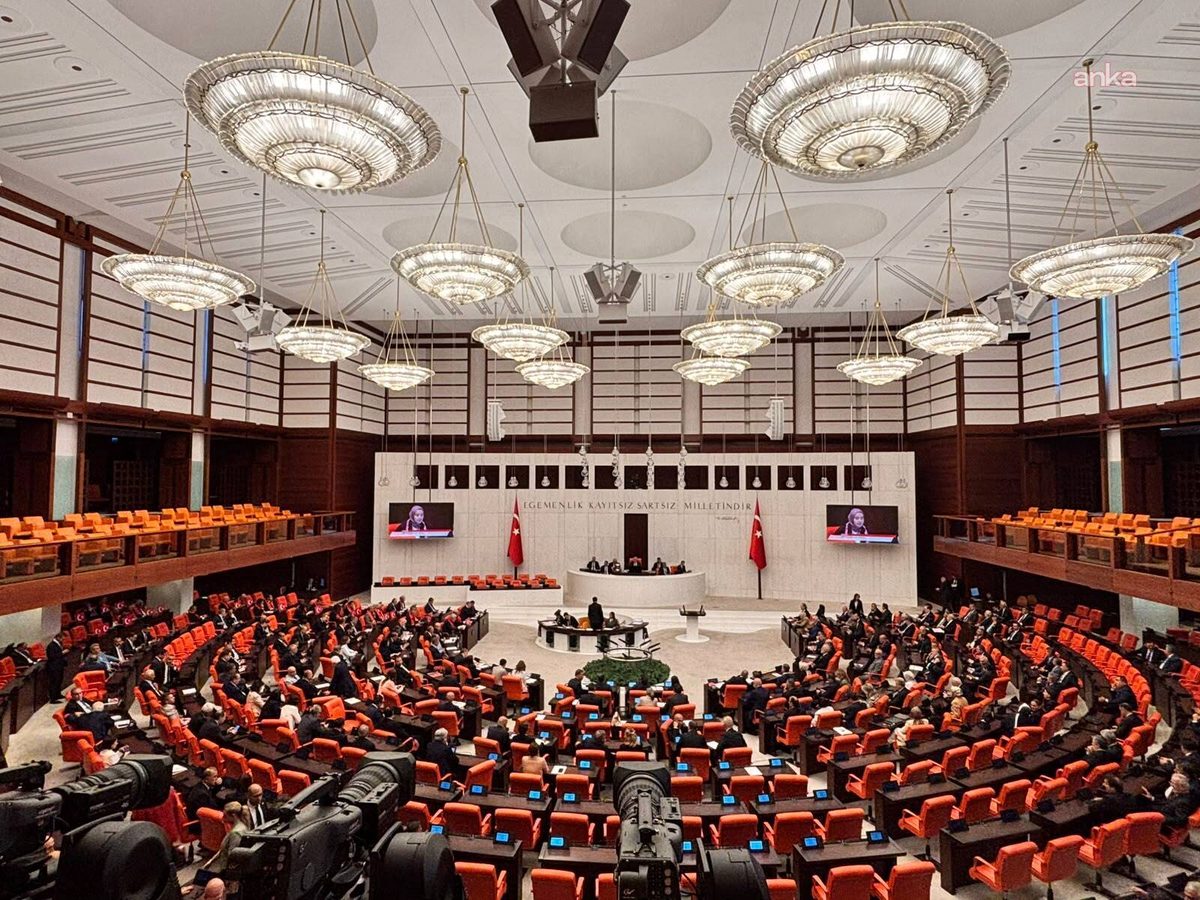 KESK: Çerçeve Yasa 'çatışmasızlık' için önemli, ama demokratikleşme için yeterli değil
