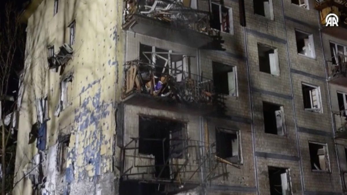 Rusya'nın Kiev'e düzenlediği hava saldırısında 9 kişi öldü, 28 kişi yaralandı