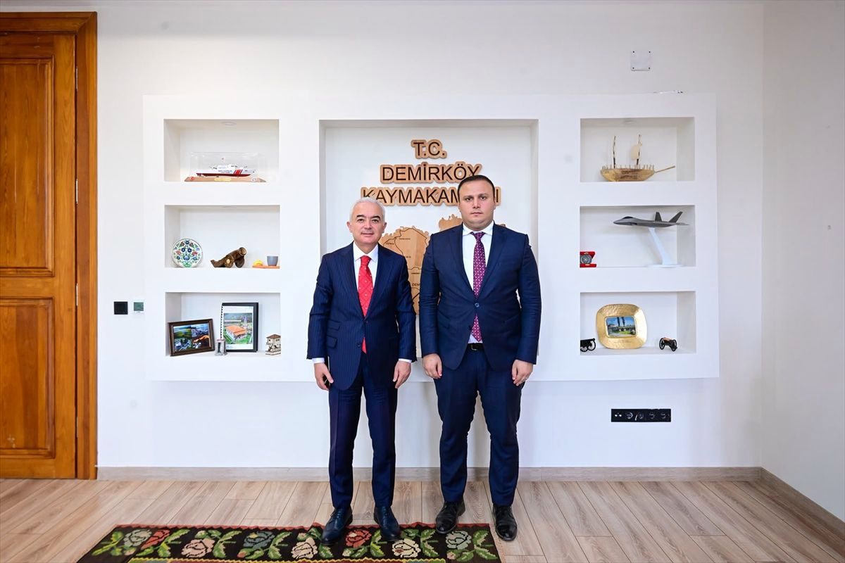 Vali Turan'dan Kaymakam Erdem'e başarı ziyareti