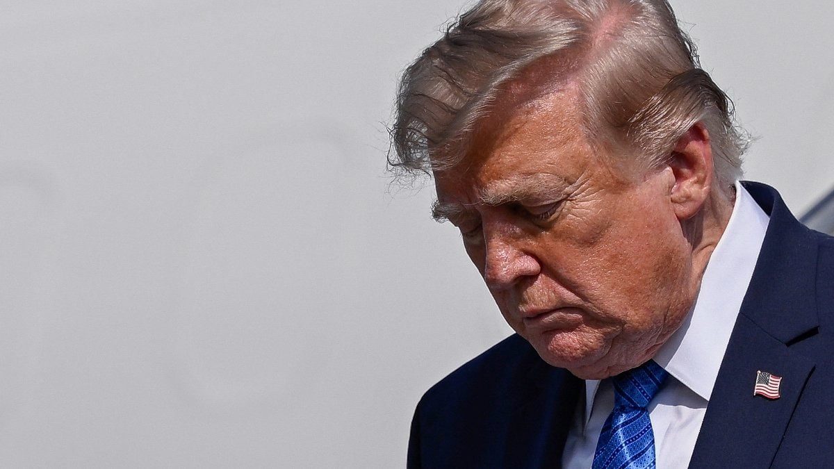Wall Street Journal: Trump, İran'a yönelik yeni saldırı dalgası emri verdi