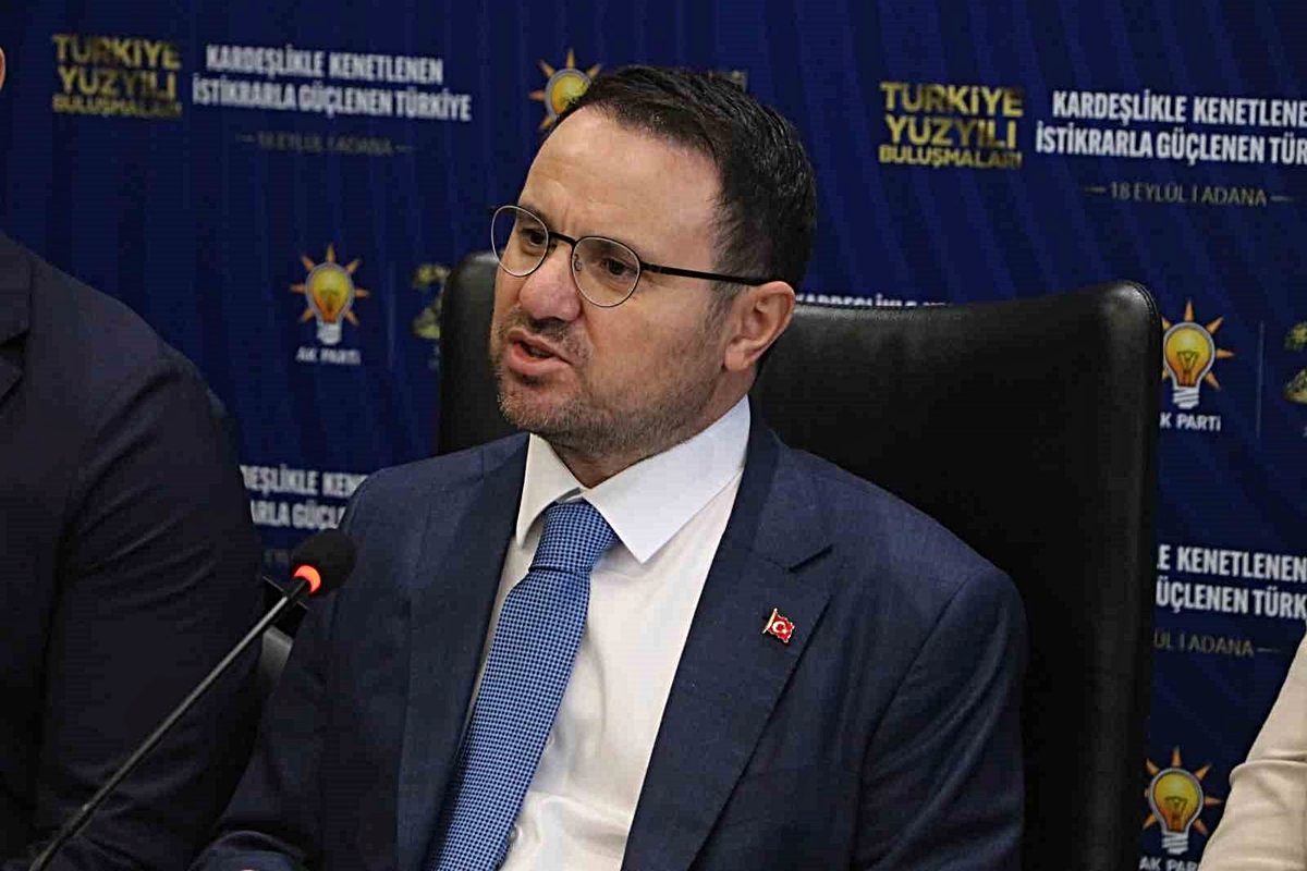 Adalet Bakanı Akın Gürlek, Adana'da Türkiye Yüzyılı Buluşmaları'na katıldı