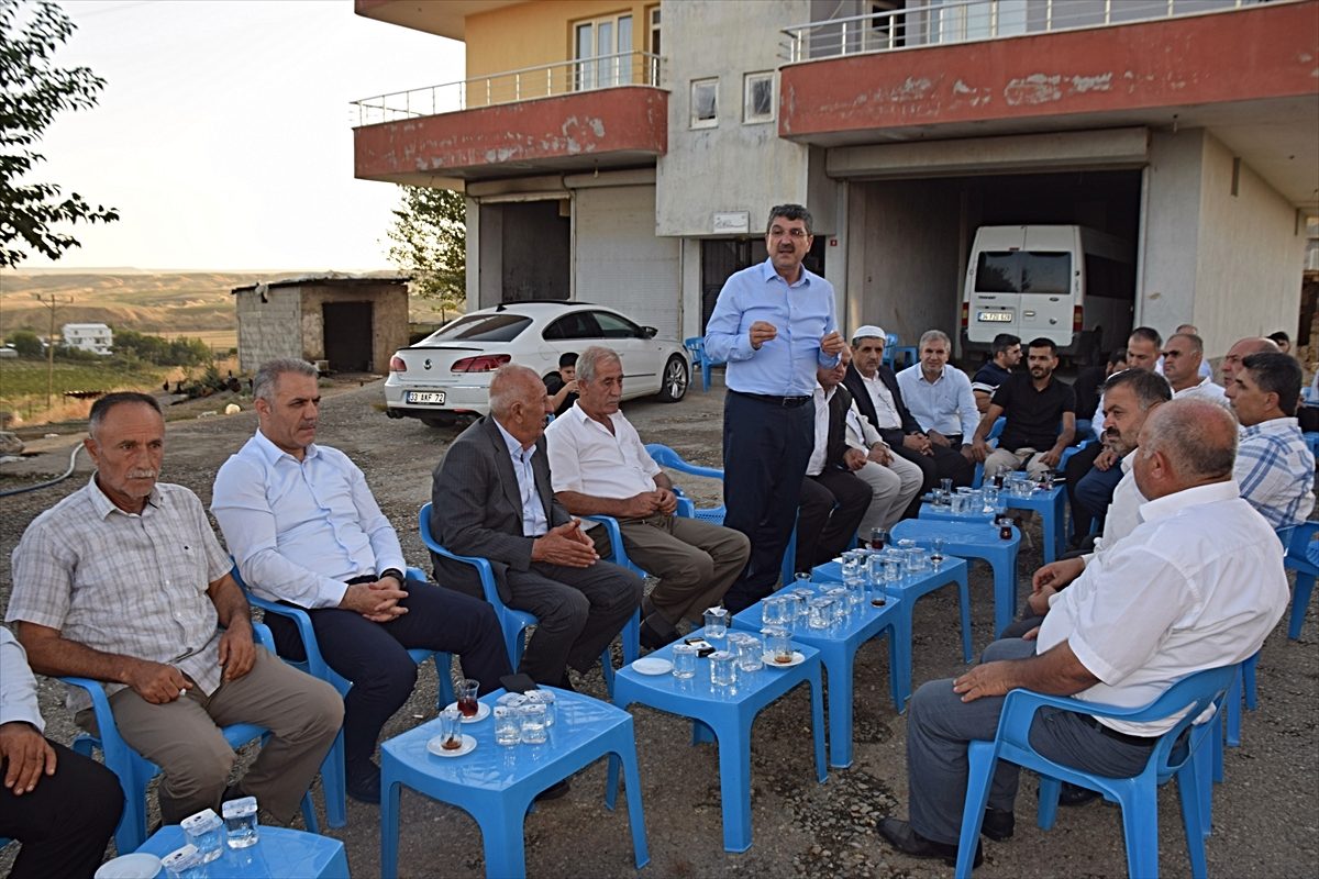 AK Parti Batman Milletvekili Nasıroğlu, Beşiri Eskihamur'da sorunları dinledi