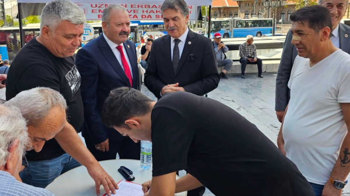 Emekli Uzman Çavuşlar, özlük haklarının iyileştirilmesi için imza kampanyası başlattı
