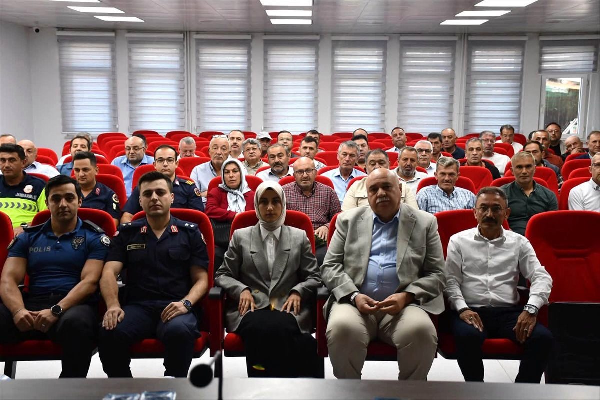 Gümüşhacıköy'de Okul Güvenliği Toplantısı düzenlendi