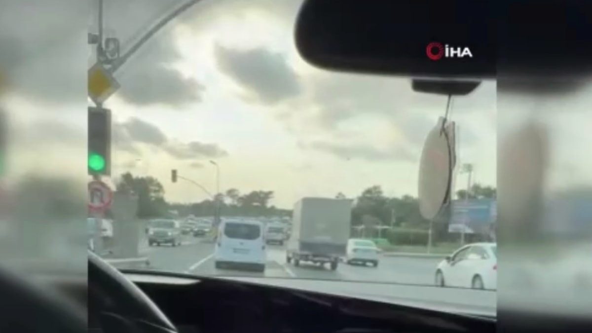 İstanbul'da trafikte makas atanları polise şikayet etti