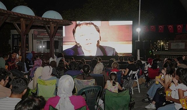 Keçiöreliler "Hababam Sınıfı Tatilde" Filmi ile Açık Havada Nostalji Yaşadı