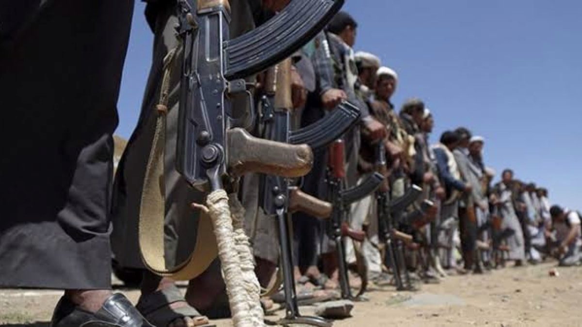 Yemen ordusu: Husilerin saldırıları, Kızıldeniz'in güneyinde uçuş güvenliğini tehdit ediyor