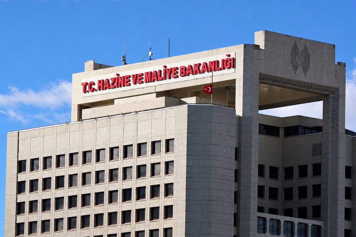 Devlet Malzeme Ofisi Genel Müdürü Şinasi Candan, Gelir İdaresi Başkanlığına getirildi