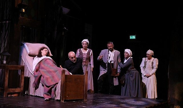 Şehrin Tiyatrosu "Cadı Kazanı" Oyunuyla Ataşehir'de