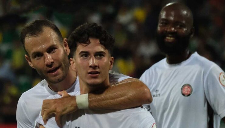 Fatih Karagümrük, Şanlıurfaspor karşısında 3 golle galip geldi