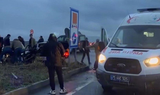 Çıldır’da trafik kazası: 1 ölü, 11 yaralı