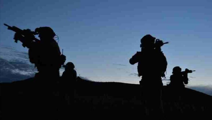PKK/YPG’li teröristleri hendeklere gömmeye devam ediyoruz
