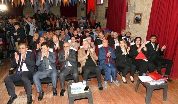 AK Parti’li Gider ; “CHP Aklını Başına Almazsa Bundan Beter Olur”