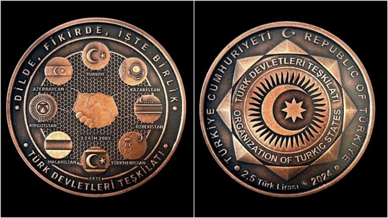 Erdoğan, TDT Devlet Başkanları Zirvesi’nde liderlere özel hatıra parayı liderlere hediye etti