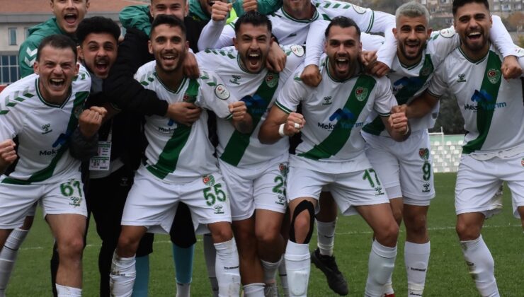 Amasyaspor, evinde 3 puanı 3 golle aldı