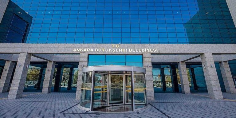 Ankara Büyükşehir Belediyesi, Ebru Gündeş konseriyle ilgili yeni bir açıklama yaptı