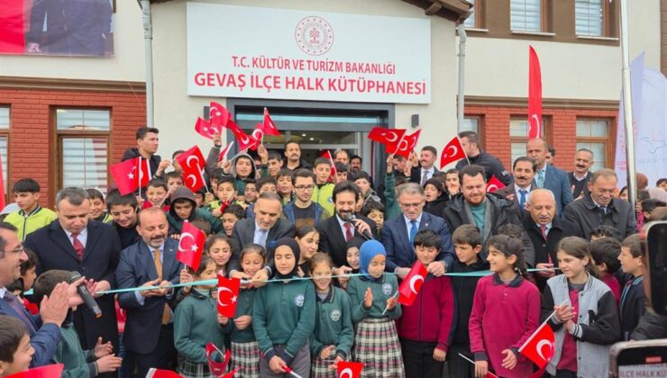 Van’da 10 Yeni Kütüphane Hizmete Açıldı