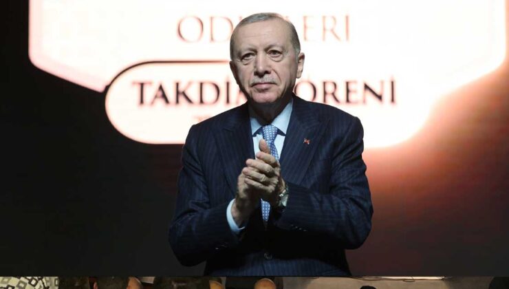 Cumhurbaşkanı Erdoğan, sanatçılara kültürel mirası yaşatma çağrısı yaptı