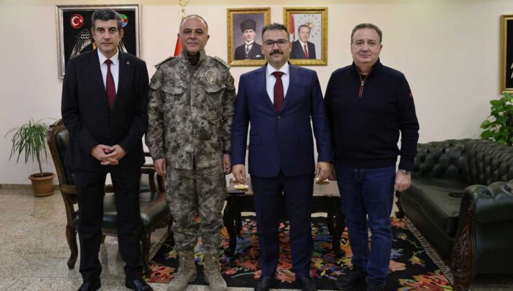 Kars Emniyet Müdürü Ömür Saka, Iğdır Emniyet Müdürü Erden Sakarya’ya veda ziyaretinde bulundu