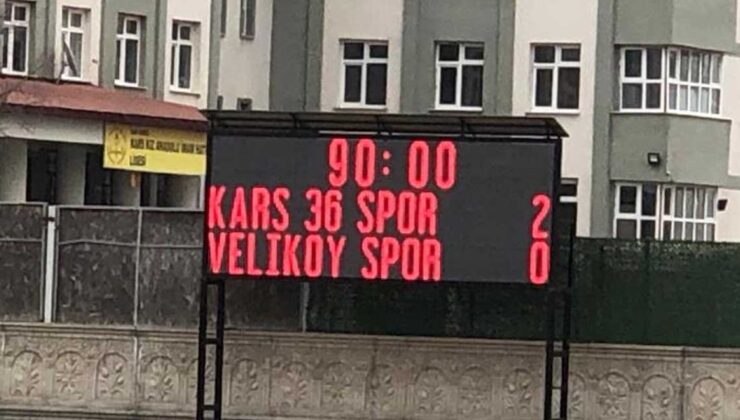 Kars 36 Spor, Kopuzlar Vakfı Veliköyspor’u 2-0 yendi