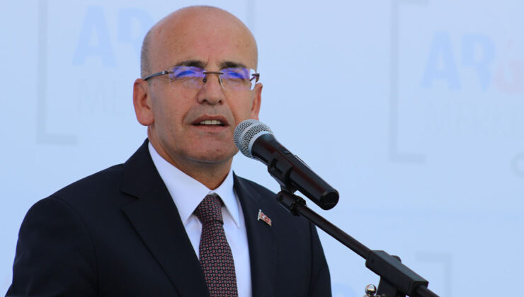 Bakan Şimşek’ten asgari ücret çıkışı: Enflasyona ezdirmeyeceğiz