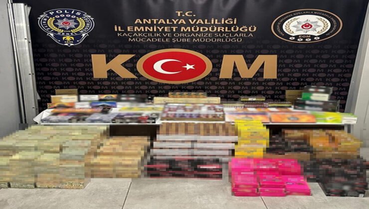 Antalya’da cinsel içerikli çikolata operasyonu! 11 kişi yakalandı