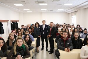 İletişim Başkanlığı Başkan Yardımcısı Enver Başar genç iletişimcilerle buluştu