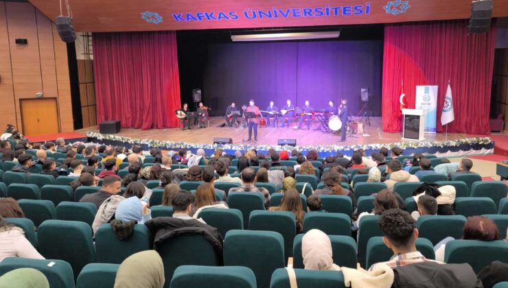 KAÜ’de “Anadoludan Renkler” temalı konser düzenlendi