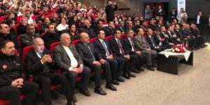 “21’de 36 Kars okuyor” projesi kapsamında ödül töreni düzenlendi