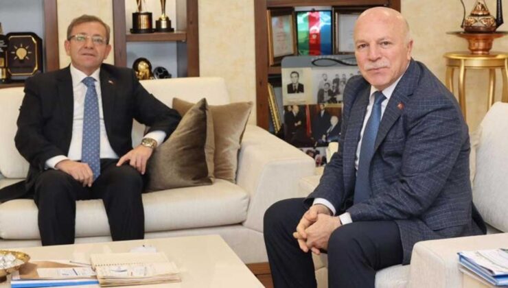 Kars Valisi Ziya Polat, Erzurum Büyükşehir Belediye Başkanı Mehmet Sekmen’i ziyaret etti