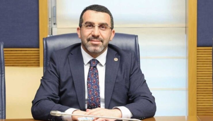 AK Parti Kars Milletvekili Adem Çalkın’ın girişimleriyle belediyeye 2 araç hibe edilecek