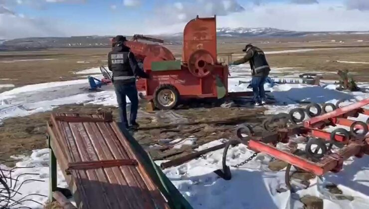 Kars’ta harman makinesine gizlenmiş kalaşnikof ele geçirildi