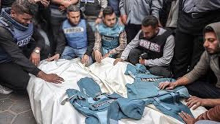 Gazze’de hayatını kaybeden gazetecilerin sayısı 196’ya yükseldi