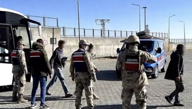 Göçmen Kaçakçılığı Organizatörlerine Büyük Operasyon