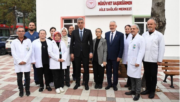 Bakan Memişoğlu, Mürüvvet Başdeğirmen aile sağlığı merkezi’ni ziyaret etti