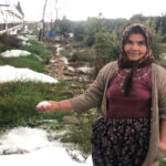 Serik’te sağanak yağmur sonrası dolu yağdı