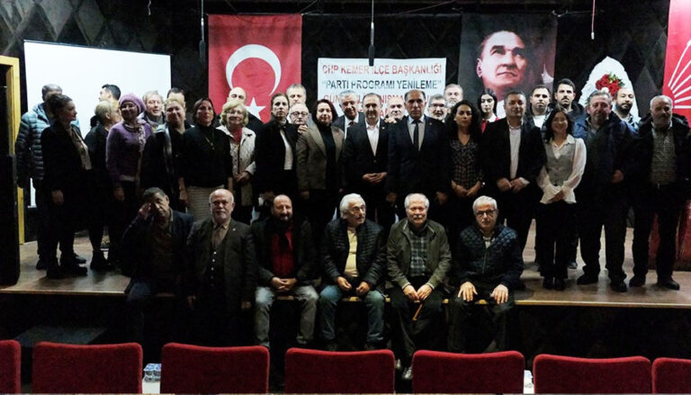 Başkan Topaloğlu CHP danışma kurulu toplantısına katıldı