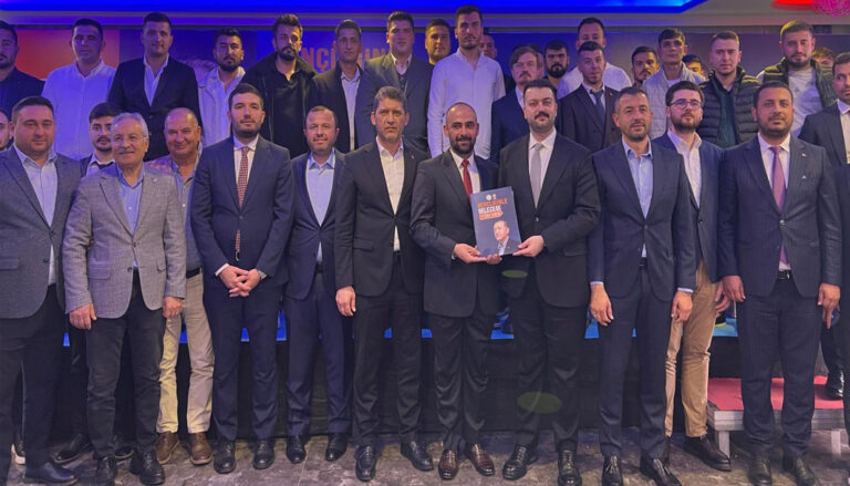 AK Parti Serik’te Gençlik Kolları Başkanı Raşit Osman Vural oldu