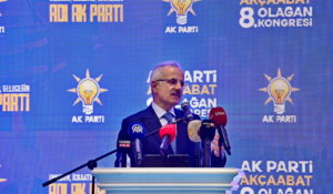 Ulaştırma Bakanı Uraloğlu, Samsun-Sarp Demir Yolu’nu duyurdu