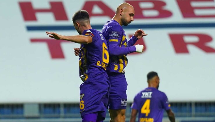 Zirve yarışında bir darbe daha