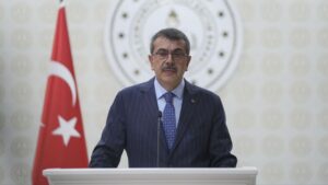 Özel eğitim gereksinimi duyan evlatlarımıza her türlü desteği sürdürüyoruz